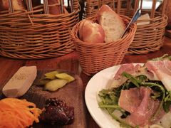 -羽深肉铺 Steak & Wine