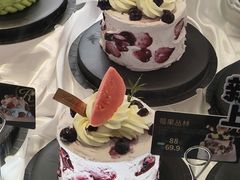 -万达广场(南昌红谷滩店)