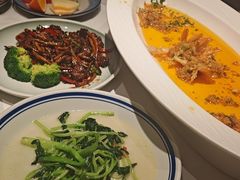 -八府香鸭·啫啫煲(华山路店)