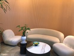 -PE SALON