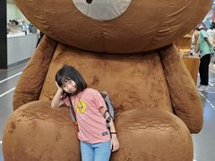 -LINE FRIENDS Garosu-gil Flagship Store