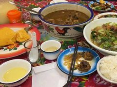 -闯关东东北农家菜(崂山石老人店)