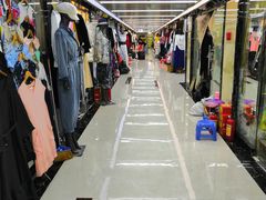 -广州白马服装市场
