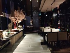 -唐拉雅秀酒店-西锦汇空中BBQ·思创餐厅