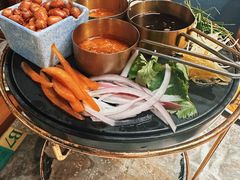 -禄婶鸡煲·打边炉