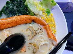 -彗星餐厅(香港迪士尼乐园)
