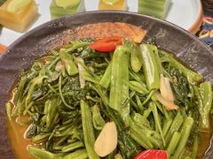 -马来西亚肉骨茶汤·招牌螃蟹·烧鸡·呷喱吧吧(海上世界店)