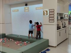 -龙格亲子游泳·水育早教运动中心(绿宝中心)