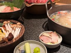 -三出山火锅(南京万象天地店)