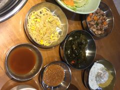 -老炉家木炭烤肉(长江国际店)