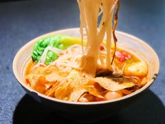 柳州老表螺蛳粉-桂小厨广西菜(世茂广场店)