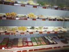 -马路边边串串香形象店(磐石路店)