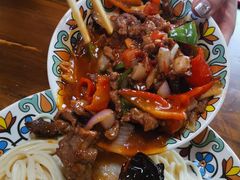 -歹歹的加个面过油肉拌面