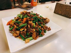 白椒炒鸡胗-嘉丰湘菜馆(芳群园店)