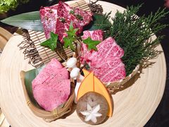 -山川小町·极番烧肉(新地假日广场店)