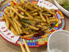 -江城燕子大排档(江汉路步行街店)