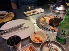 -韩聚屋韩国烤肉餐厅(新北万达店)