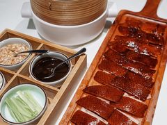 港式片皮鸭-潮民公馆(BFC外滩金融中心店)