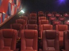 -英皇UA电影城(瑞虹天地月亮湾)