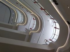 -盒马鲜生(岭南新世界店)
