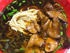 -小龙大肉面馆