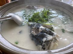 砂锅鱼头-天乐农家鱼头王(天目湖店)