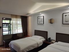 -林丰温泉度假山庄