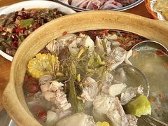 石橄榄炖鸡-洪大厨鸡煲(福田店)