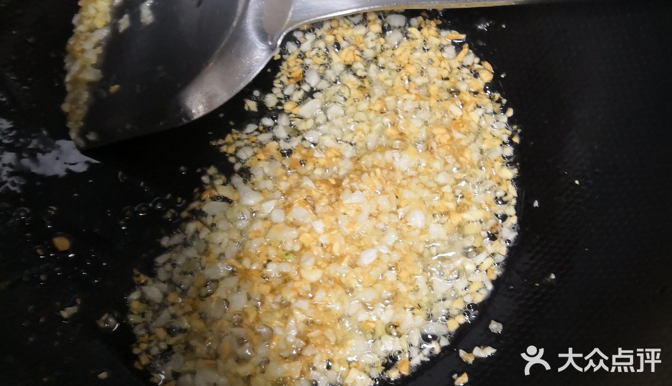 在家好好吃饭之蒜蓉蒸鲍鱼