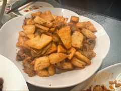 -汗腾格里·风味餐厅(新疆驻京办店)
