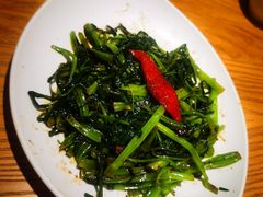 -泰堤坊(淡水体育馆店)