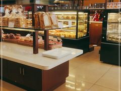 面包甜点陈列柜-红宝石·鲜奶小方·海派西点房(浦三店)