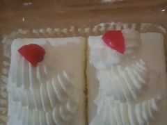 -红宝石·鲜奶小方·海派西点房(南丹店)