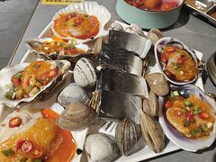 -围炉肉舍丹东海鲜烤肉·烤活鳗(步行街店)