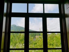 -果松木炭酸菜铜火锅·外婆参鸡汤