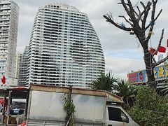 -维也纳酒店(深圳国际会展中心沙井上南店)