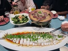 -柴火大院烤鸭民间菜