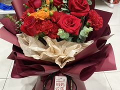 -何兮花店·气球派对鲜花店(马桥银春路万科城店)