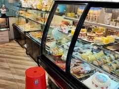 面包甜点陈列柜-欧派蛋糕(总店)