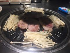 -韩聚屋韩国烤肉餐厅(新北万达店)