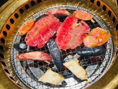 -山川小町·极番烧肉(新地假日广场店)