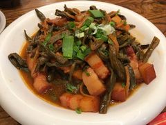 红烧肉干豆角-那家老院子(云峰街店)