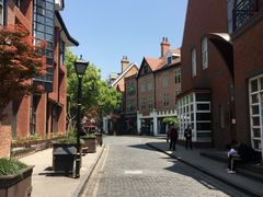 -钟书阁(松江泰晤士小镇店)