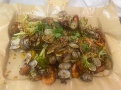 -老东镇啤酒屋海鲜加工·蒸汽海鲜·海鲜烧烤(台东店)