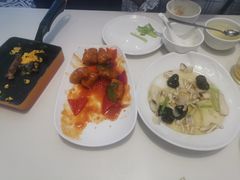 地们菠萝咕噜猪颈肉-太兴餐厅(小径湾店)