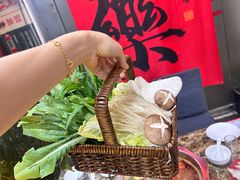 -顺水湾·牛肉牛杂火锅(驾鹤店)