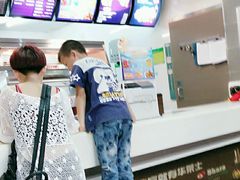 -华莱士·全鸡汉堡(虎门龙眼店)