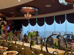 -荣誉国际酒店-云顶旋转餐厅