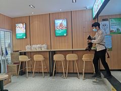 等位区-袁记云饺(鼓楼店)