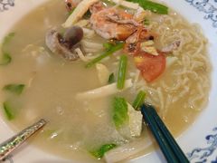 -霆记海鲜·只为这碗面(滨江店)